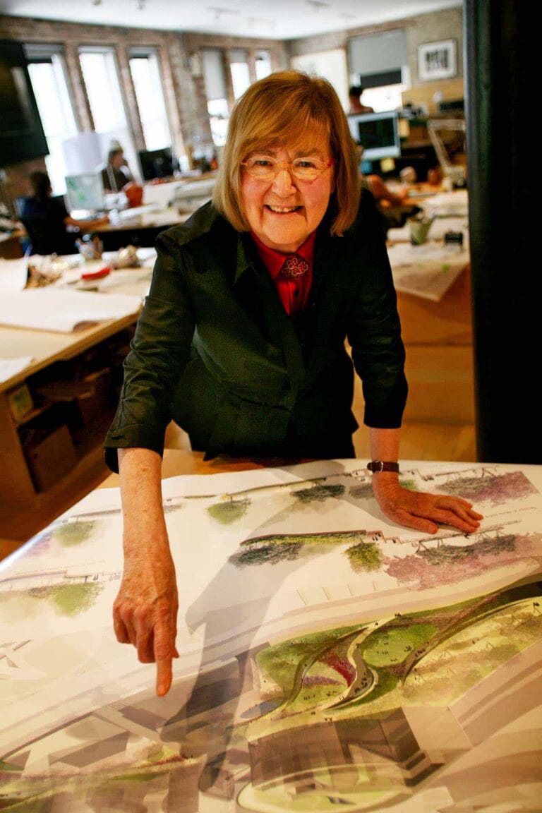 L’architetta paesaggista Diane Balmori fotografata da Enzo Dal Verme per Vanity Fair nel suo studio a New York